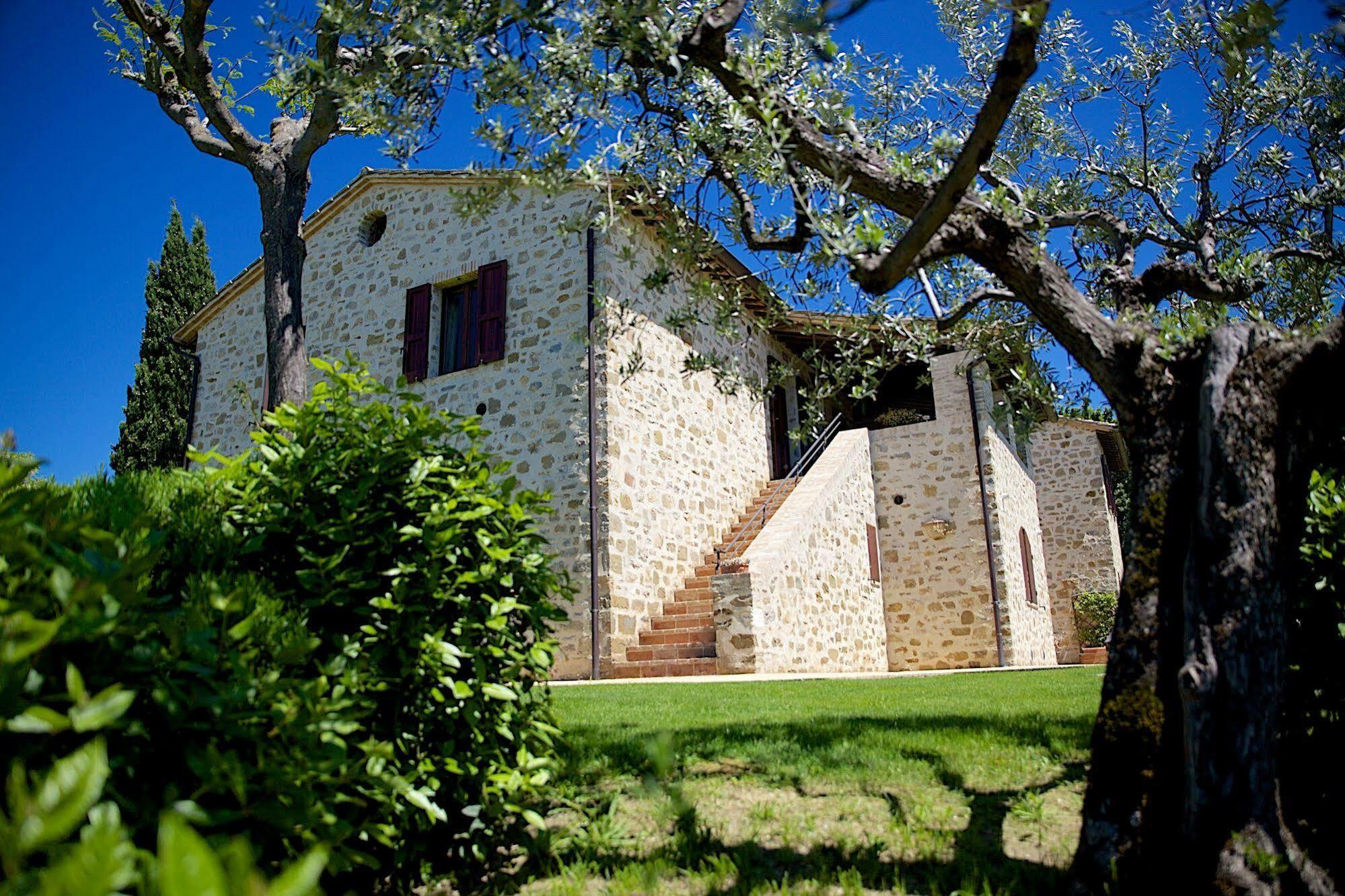 Agriturismo Le Colombe Assisi Exterior foto