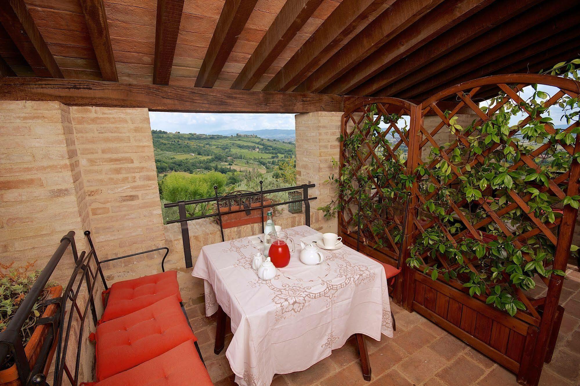 Agriturismo Le Colombe Assisi Exterior foto